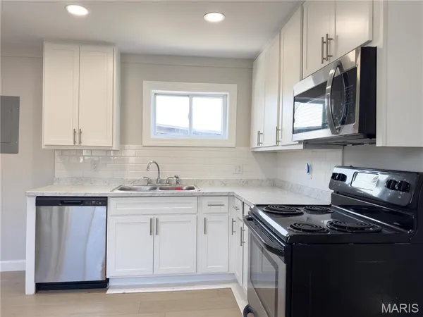 $142,500 | 780 Pardella Avenue, St. Louis, MO 63125