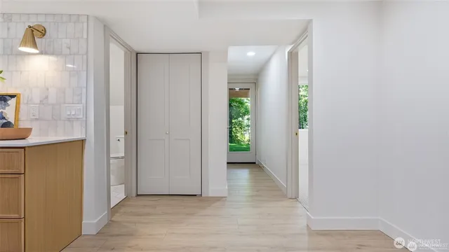 $1,395,000 | 14509 Southeast 41st Lane, Bellevue, WA 98006