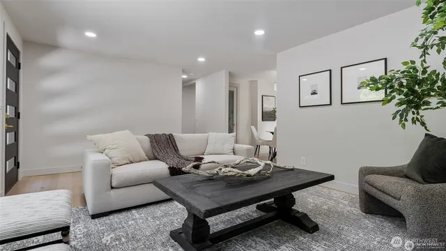 $1,395,000 | 14509 Southeast 41st Lane, Bellevue, WA 98006