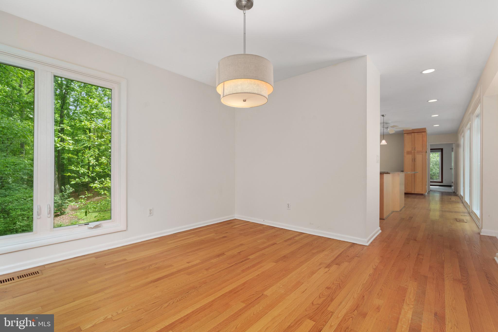 11208 Wedge Drive Reston, VA 20190 - Photo 11 of 43