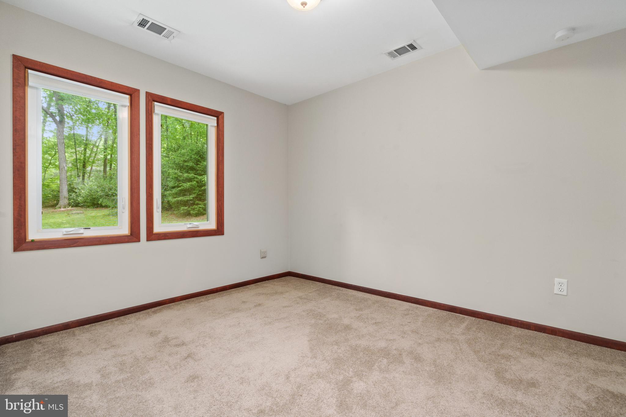 11208 Wedge Drive Reston, VA 20190 - Photo 31 of 43