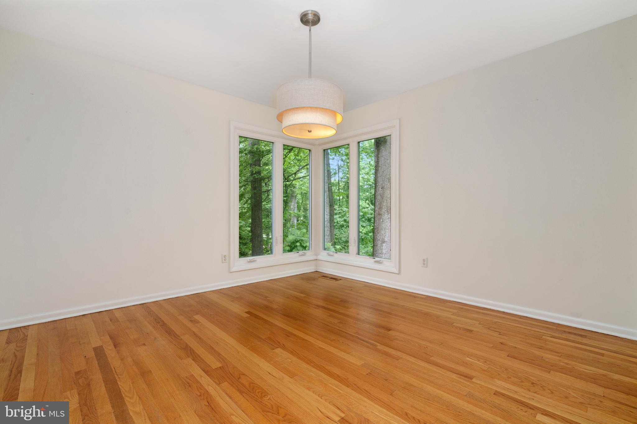 11208 Wedge Drive Reston, VA 20190 - Photo 10 of 43