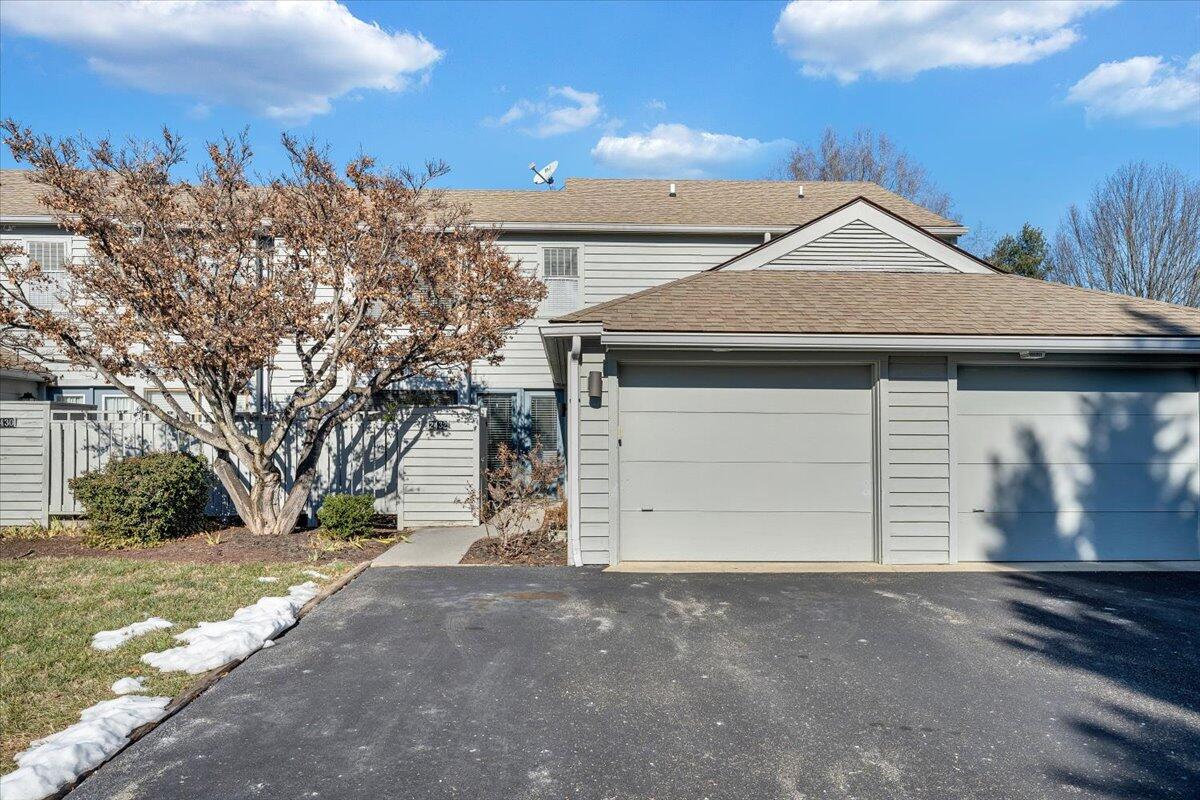2432 Post Oak Road Salem, VA 24153 - Photo 1 of 32 Front View