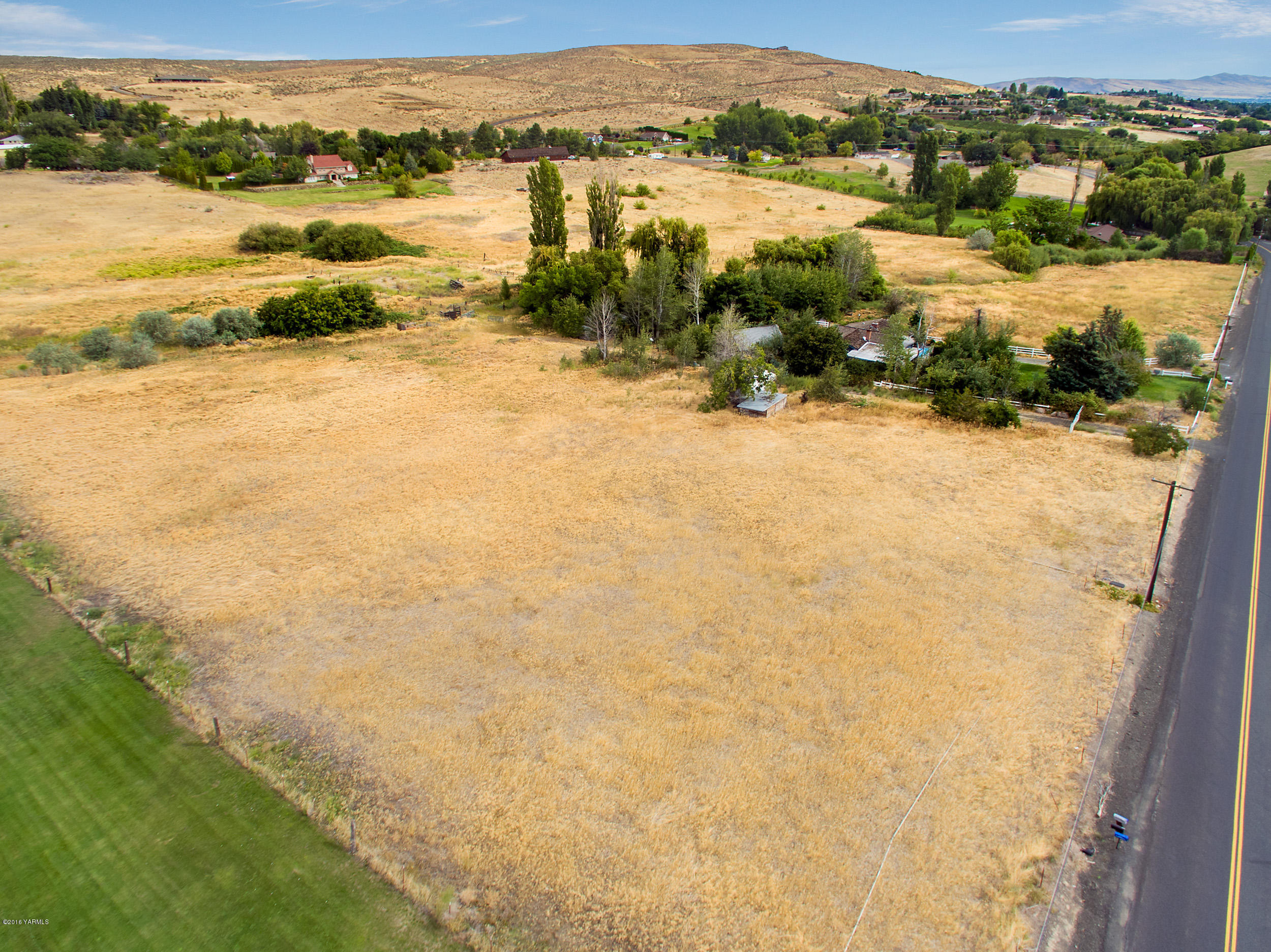 10909 Summitview Ext Road Yakima, WA 98908 - Photo 5 of 20 a view of lake view and mountain view