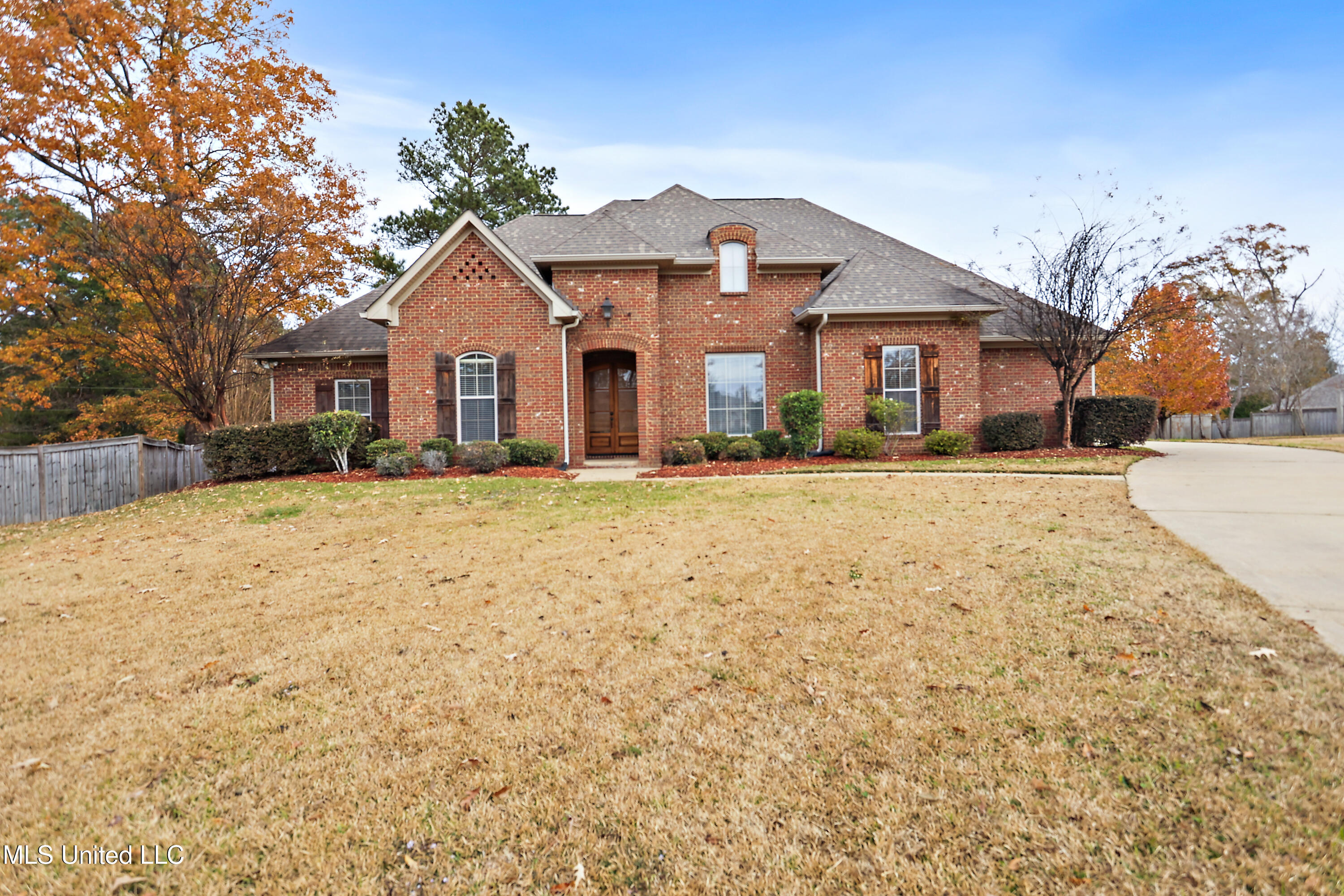 106 Carra Way Clinton, MS 39056 - Photo 1 of 40 front