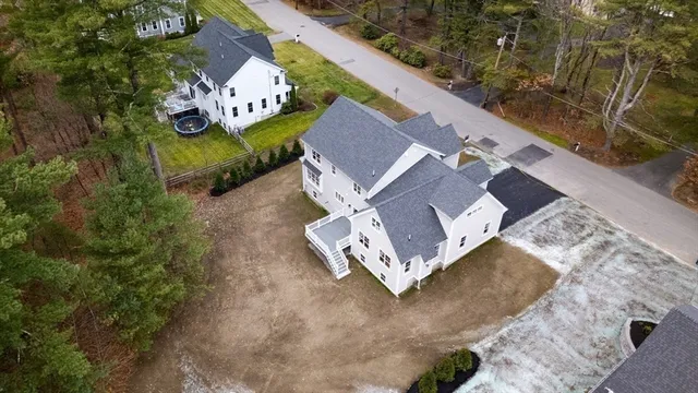 $1,895,000 | 21 Winter Street, Medfield, MA 02052