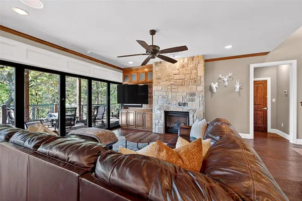 $1,175,000 | 315 Homesite Road, Pottsboro, TX 75076