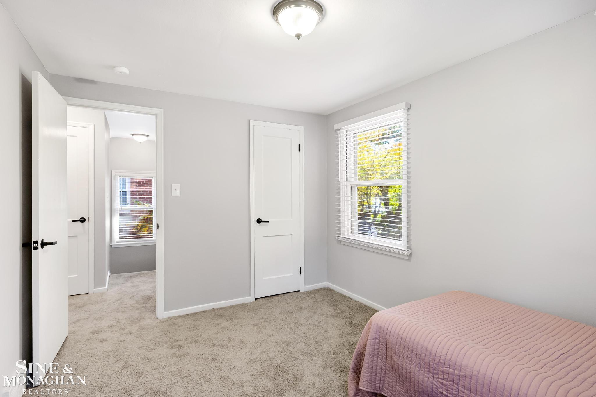 1685 Bournemouth Road Grosse Pointe, MI 48236 - Photo 17 of 32 50159332-837dfffa-9cf1-400d-8269-55598ee7b767.JPG