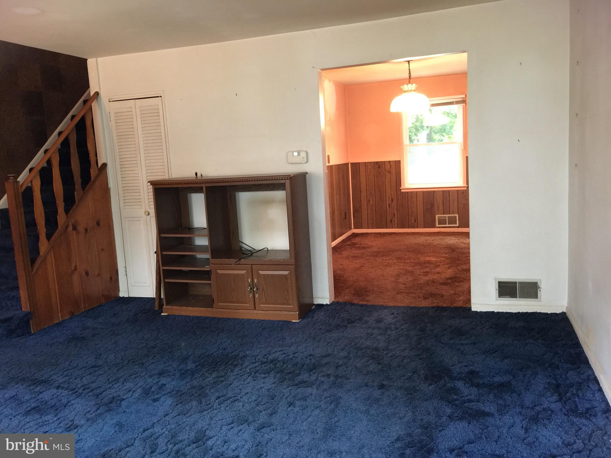 12017 Berry Street Silver Spring, MD 20902 - Photo 2 of 22 Living Room