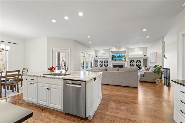 $450,000 | 22114 East 33rd Terrace Court South, Blue Springs, MO 64015