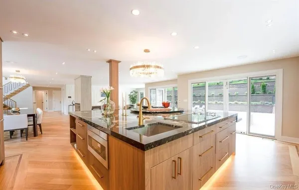 $30,000 | 156 Sugar Toms Lane, East Norwich, NY 11732