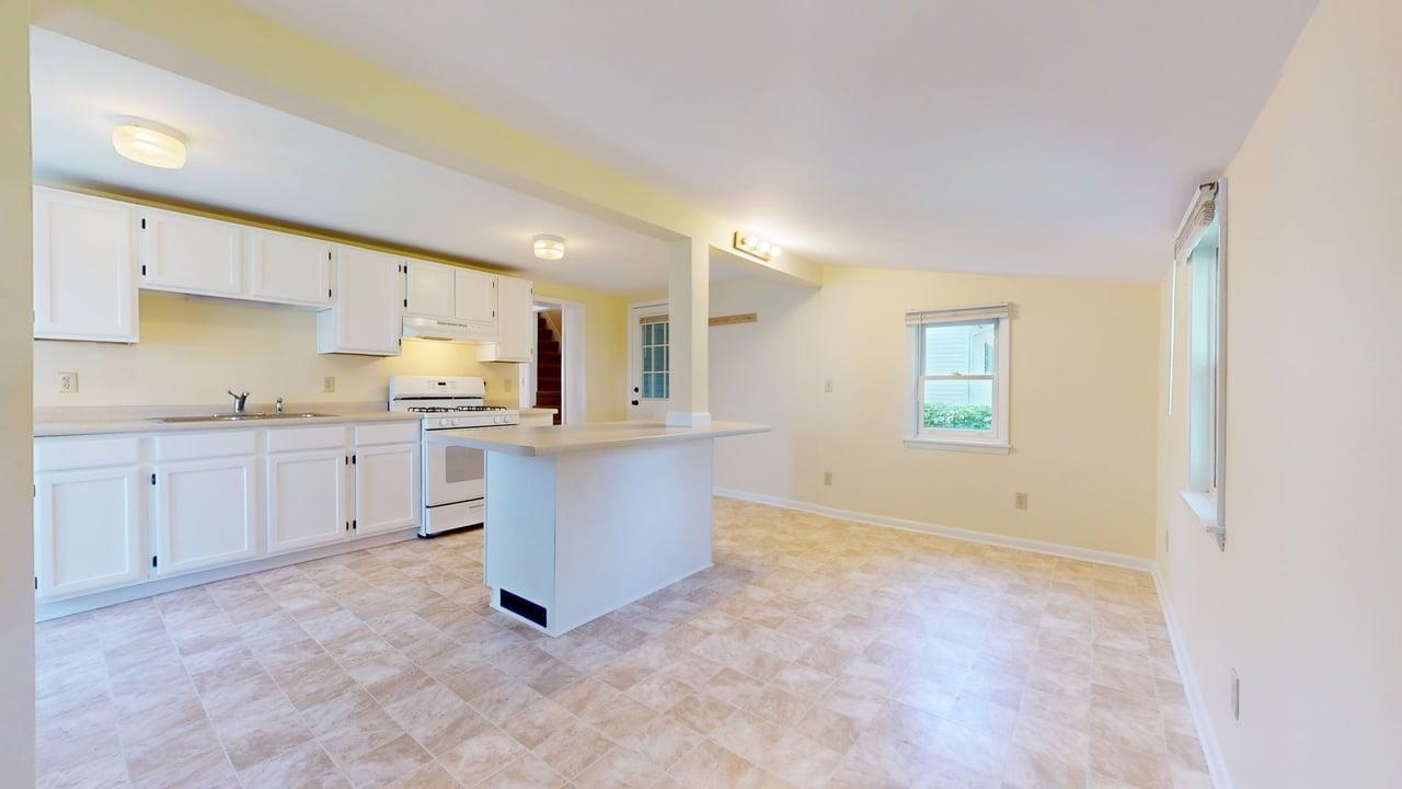 22 Liberty Street Swanton, VT 05488 - Photo 2 of 47