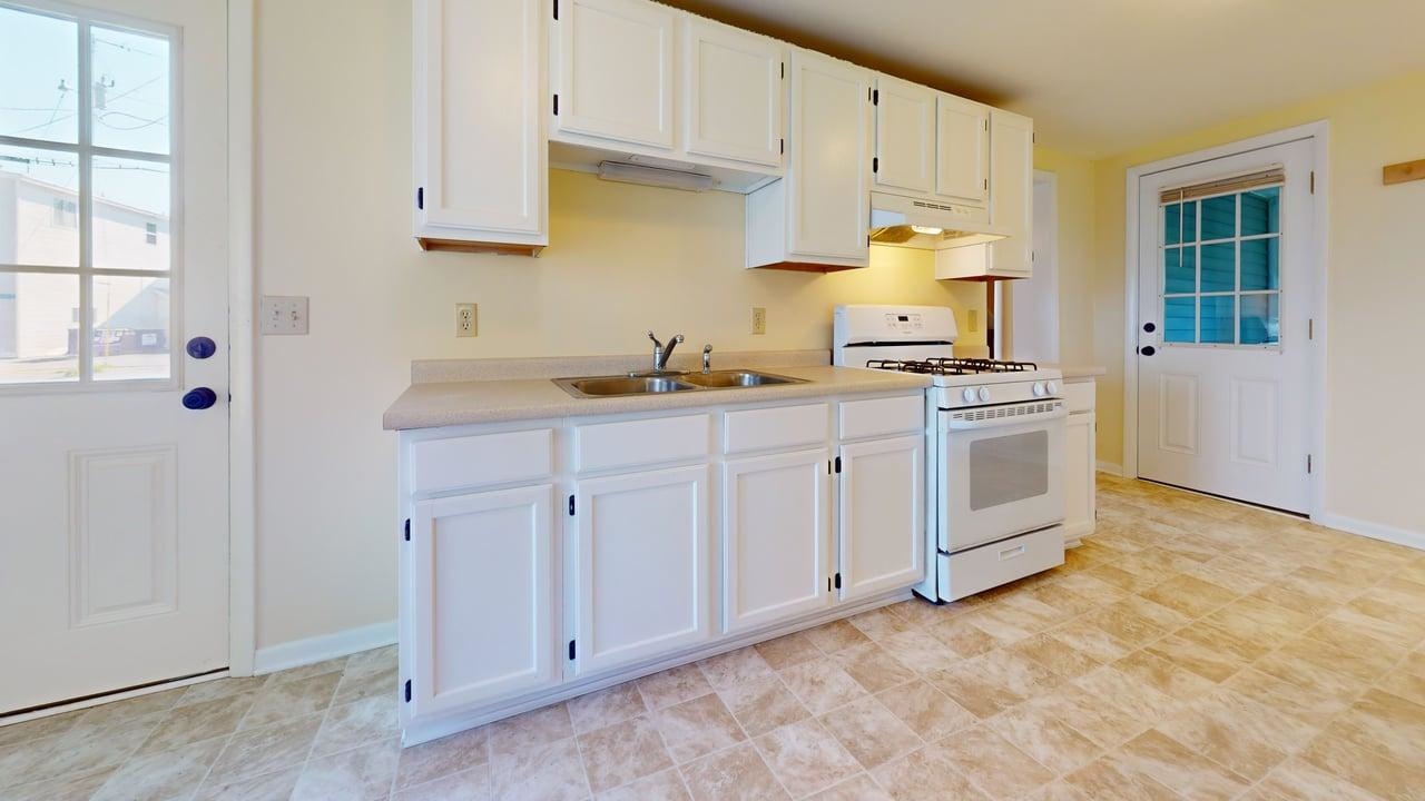 22 Liberty Street Swanton, VT 05488 - Photo 8 of 47