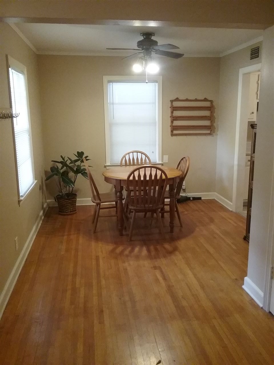 4598 Willow Road Memphis, TN 38117 - Photo 3 of 10