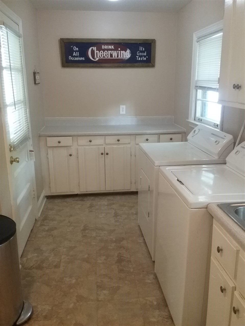 4598 Willow Road Memphis, TN 38117 - Photo 5 of 10