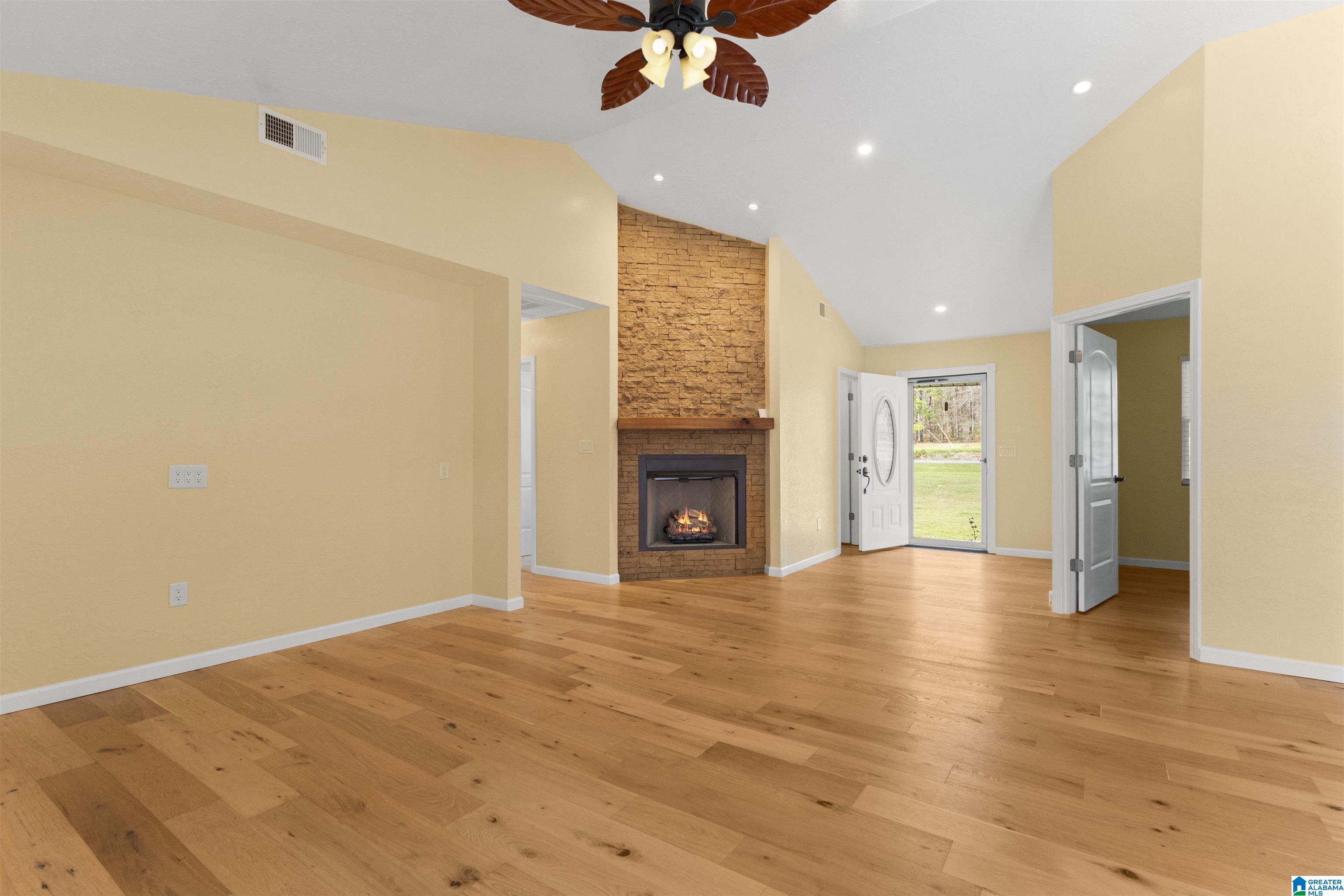 1502 Possum Trot Road Piedmont, AL 36272 - Photo 8 of 42