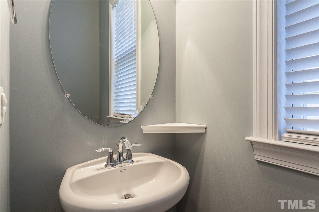 1112 Chapanoke Road Raleigh, NC 27603 - Photo 11 of 30