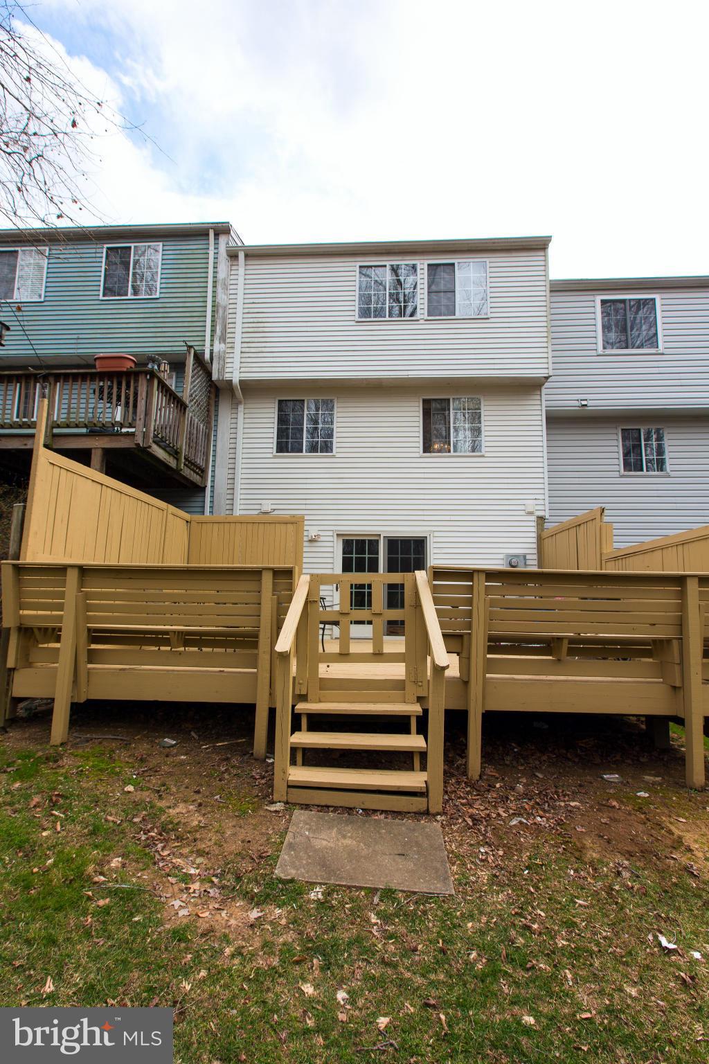 6212 Hillside Road Springfield, VA 22152 - Photo 27 of 27 Exterior (Rear)