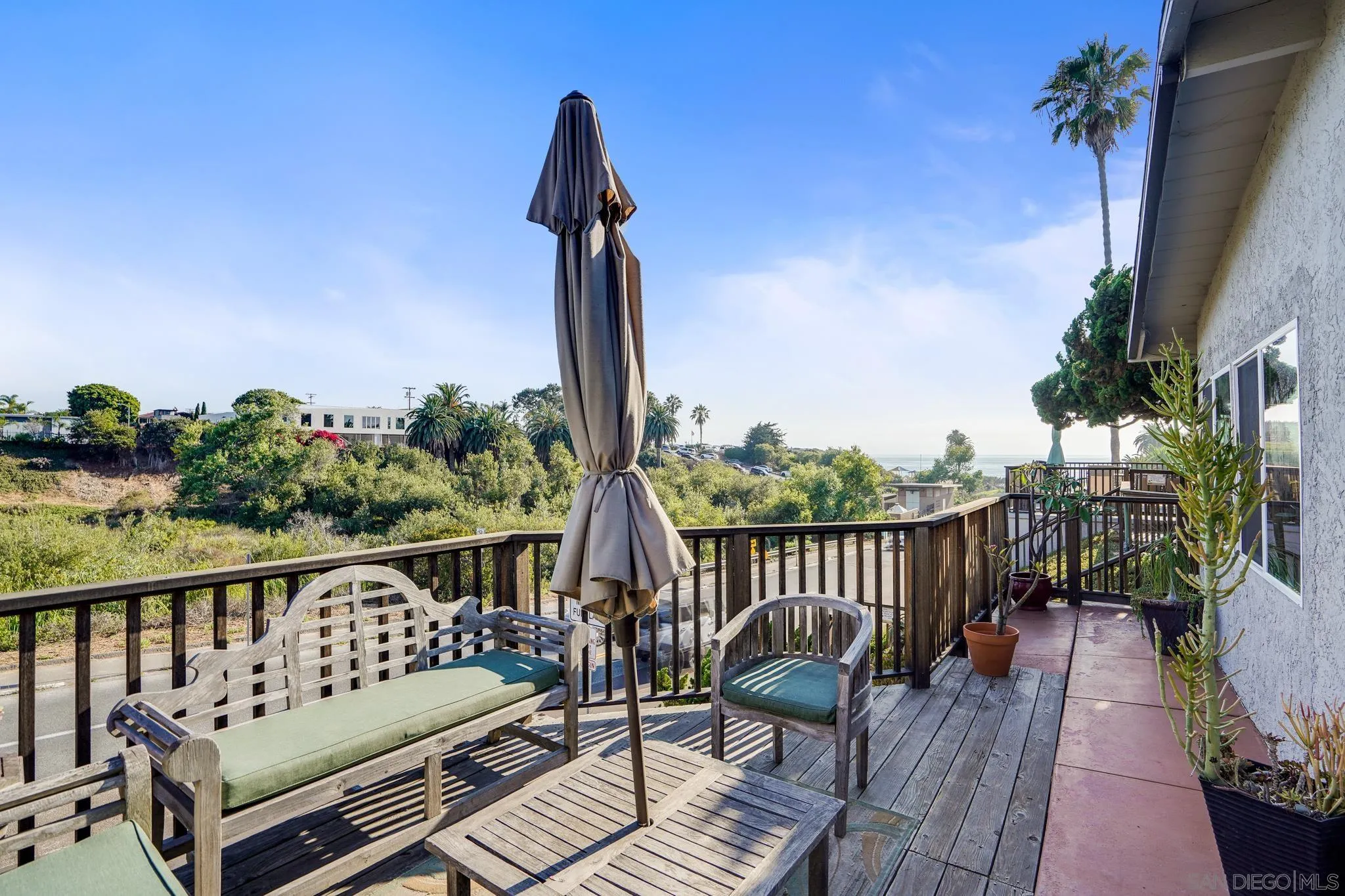 253 B Street Encinitas, CA 92024 - Photo 31 of 61 a view of a chairs in patio of the house