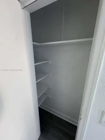 $1,700 | Biscayne Beach, Miami Beach, FL 33141
