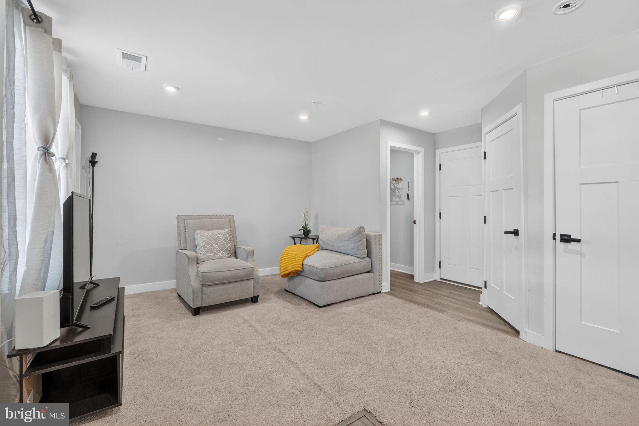 9599 Tall Oaks Road Montgomery Village, MD 20886 - Photo 12 of 42