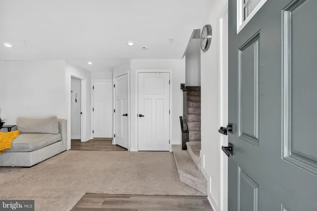 $529,999 | 9599 Tall Oaks Road, Montgomery Village, MD 20886