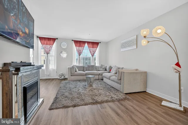 $529,999 | 9599 Tall Oaks Road, Montgomery Village, MD 20886