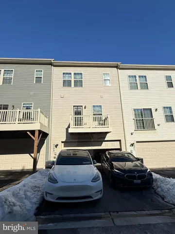 $529,999 | 9599 Tall Oaks Road, Montgomery Village, MD 20886