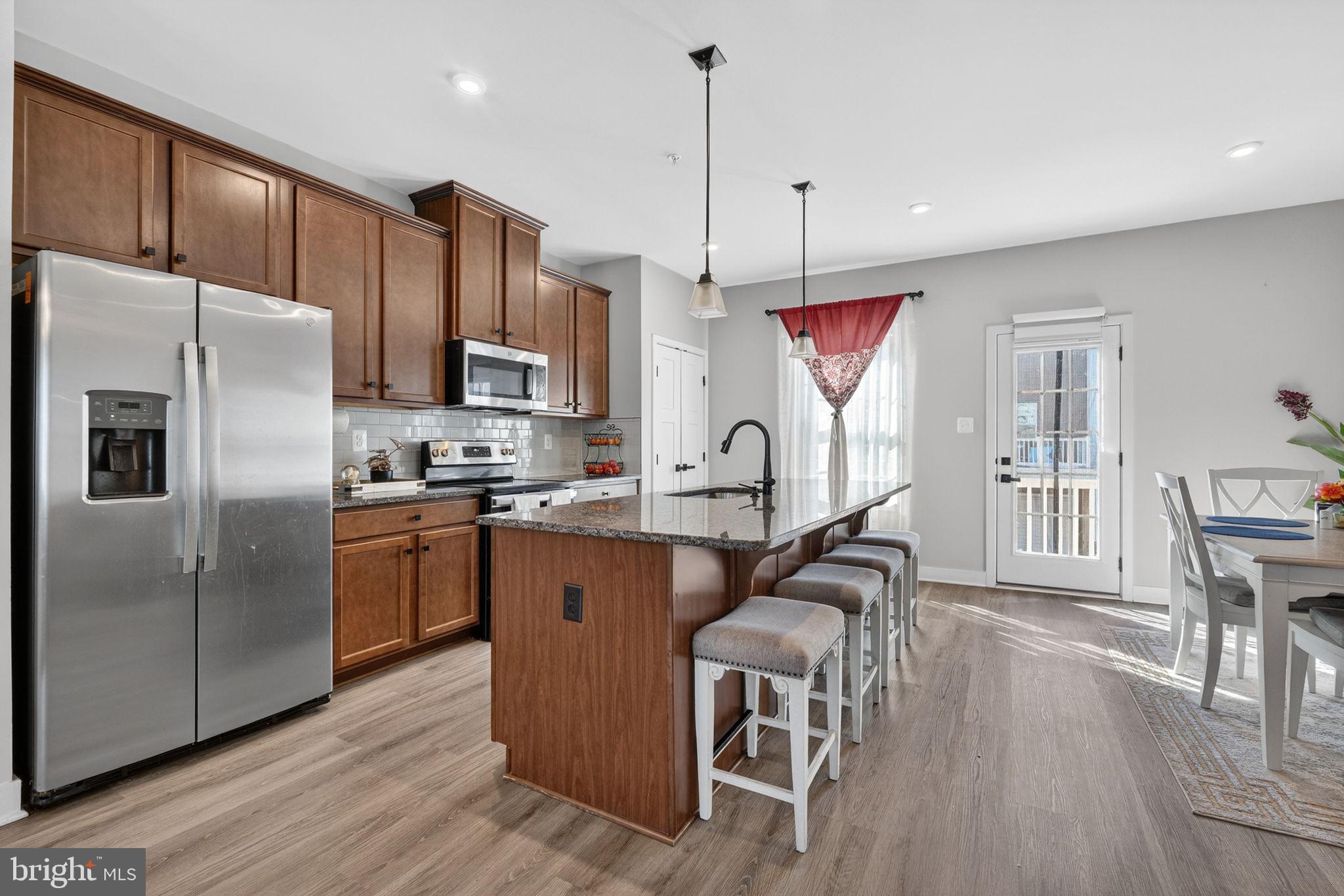 9599 Tall Oaks Road Montgomery Village, MD 20886 - Photo 6 of 42