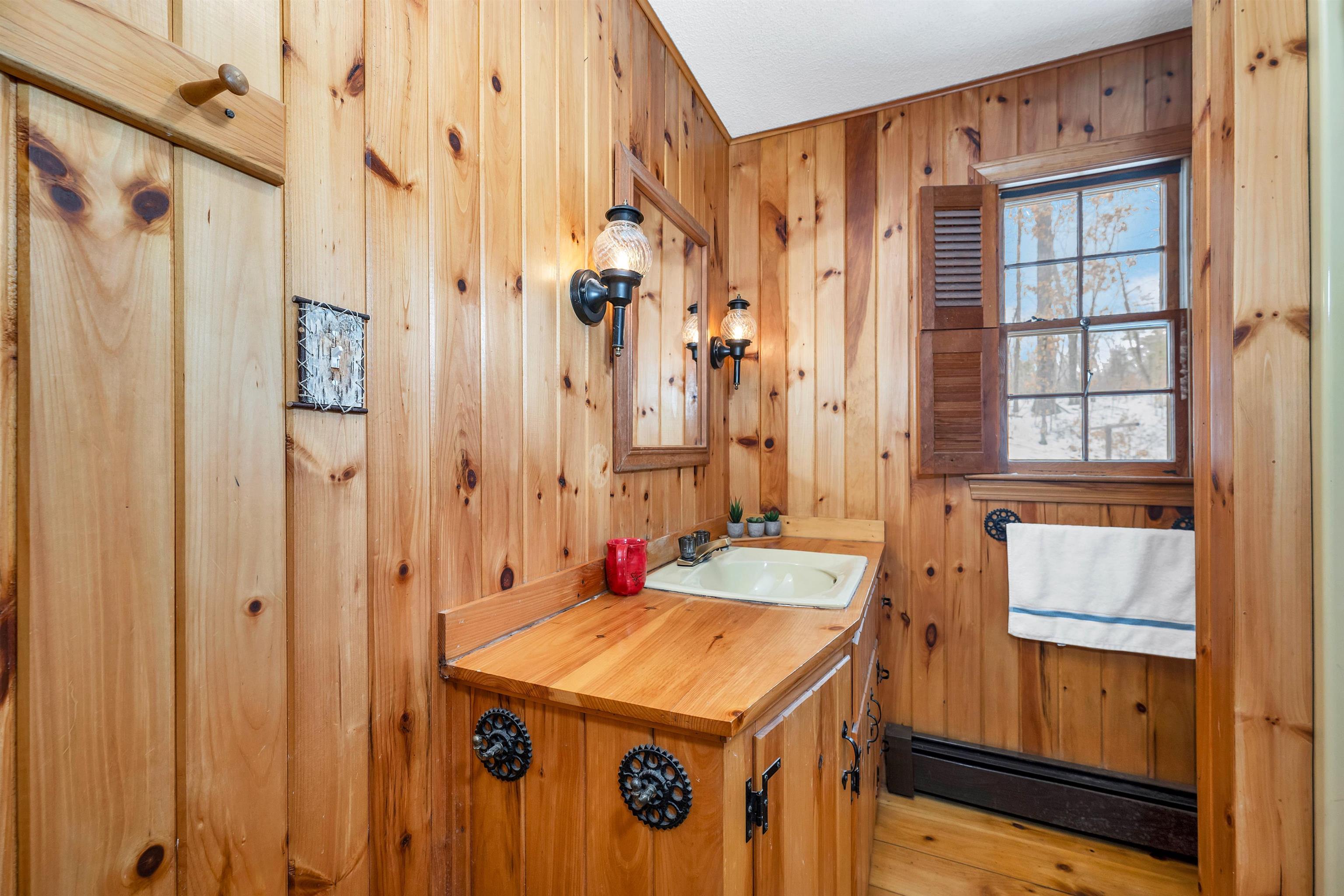 117 Sandogardy Pond Road Northfield, NH 03276 - Photo 14 of 27
