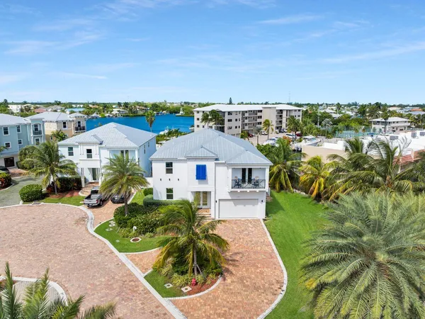 $2,813,100 | 435 Sombrero Beach Road, Marathon, FL 33050