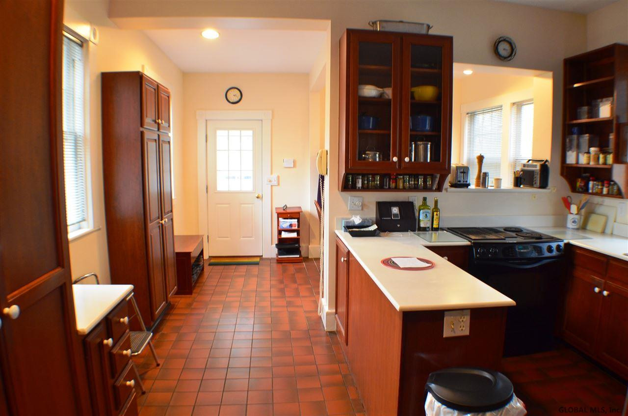 1189 Lowell Road Schenectady, NY 12308 - Photo 10 of 25 Photo 10