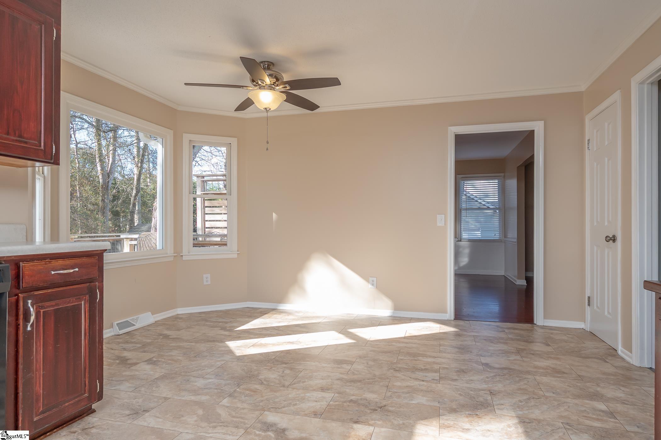 405 Spring Meadow Road Simpsonville, SC 29680 - Photo 14 of 36 Gallery Image 14