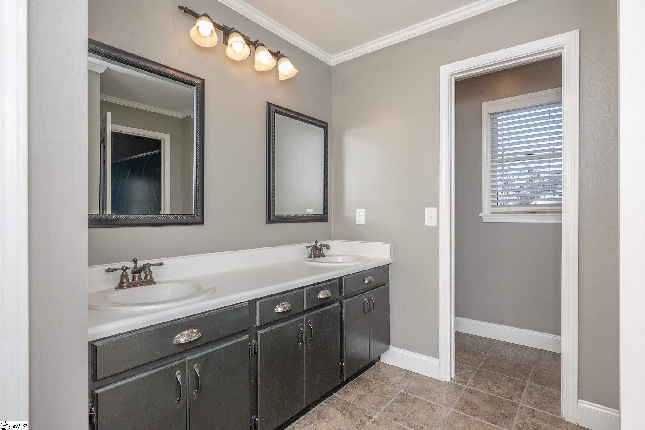 405 Spring Meadow Road Simpsonville, SC 29680 - Photo 18 of 36 Gallery Image 18