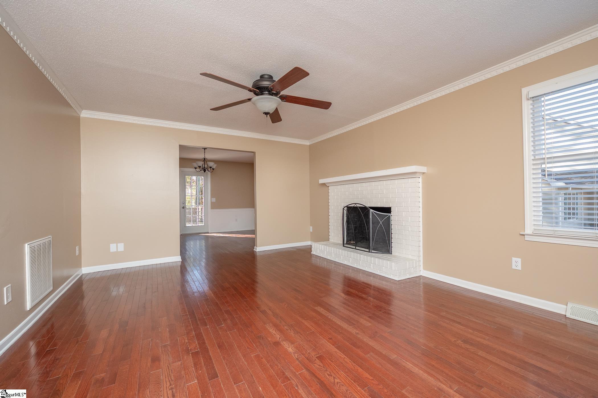 405 Spring Meadow Road Simpsonville, SC 29680 - Photo 5 of 36 Gallery Image 5