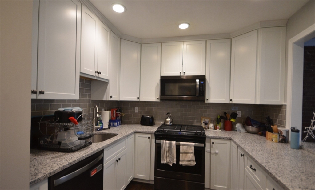 60 Florida Street, Unit 2 Boston, MA 02124 - Photo 10 of 25