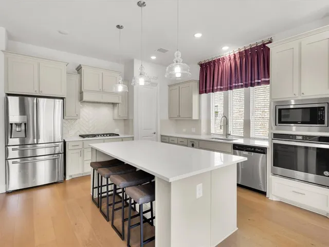 $3,500 | 439 Montrose Drive, Rockwall, TX 75087