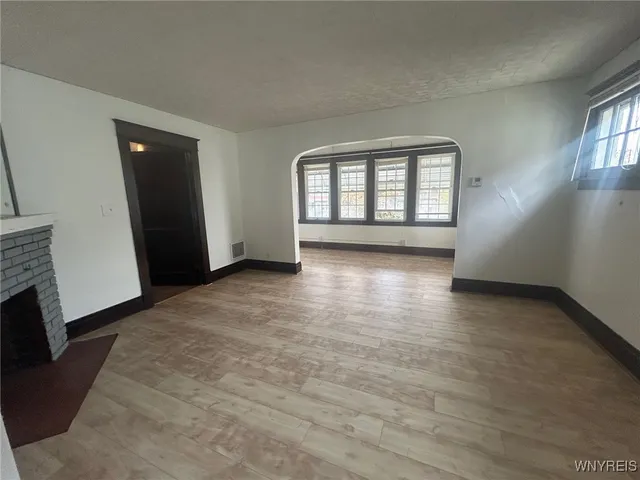 $1,700 | 155 Colvin Avenue, Buffalo, NY 14216