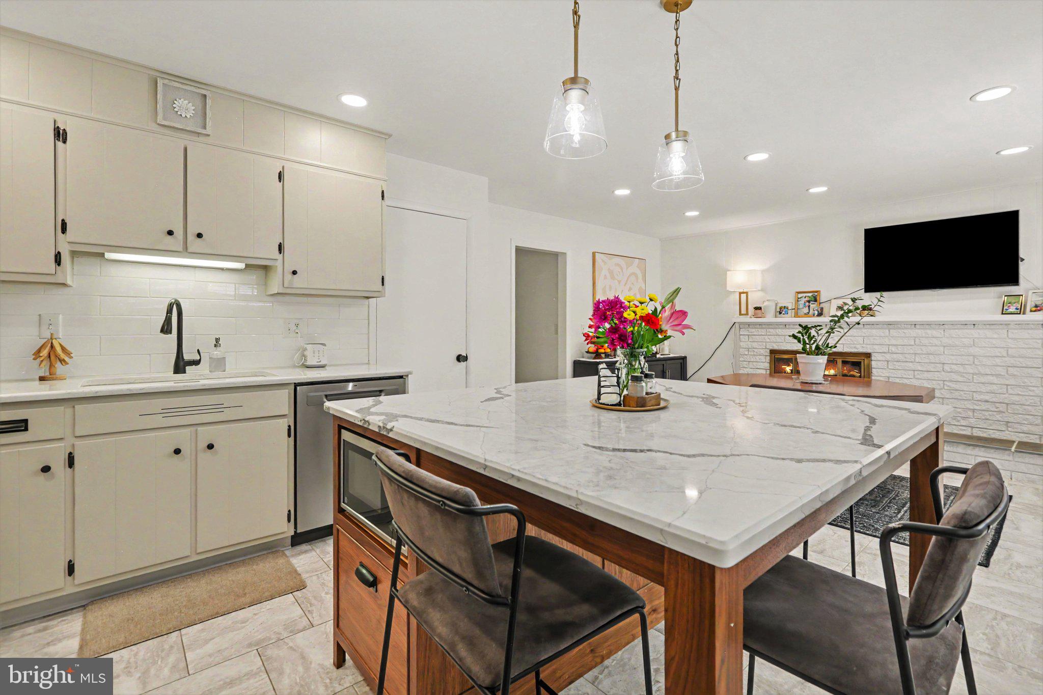 328 Harvey Road Hershey, PA 17033 - Photo 12 of 35 Gallery Image 12