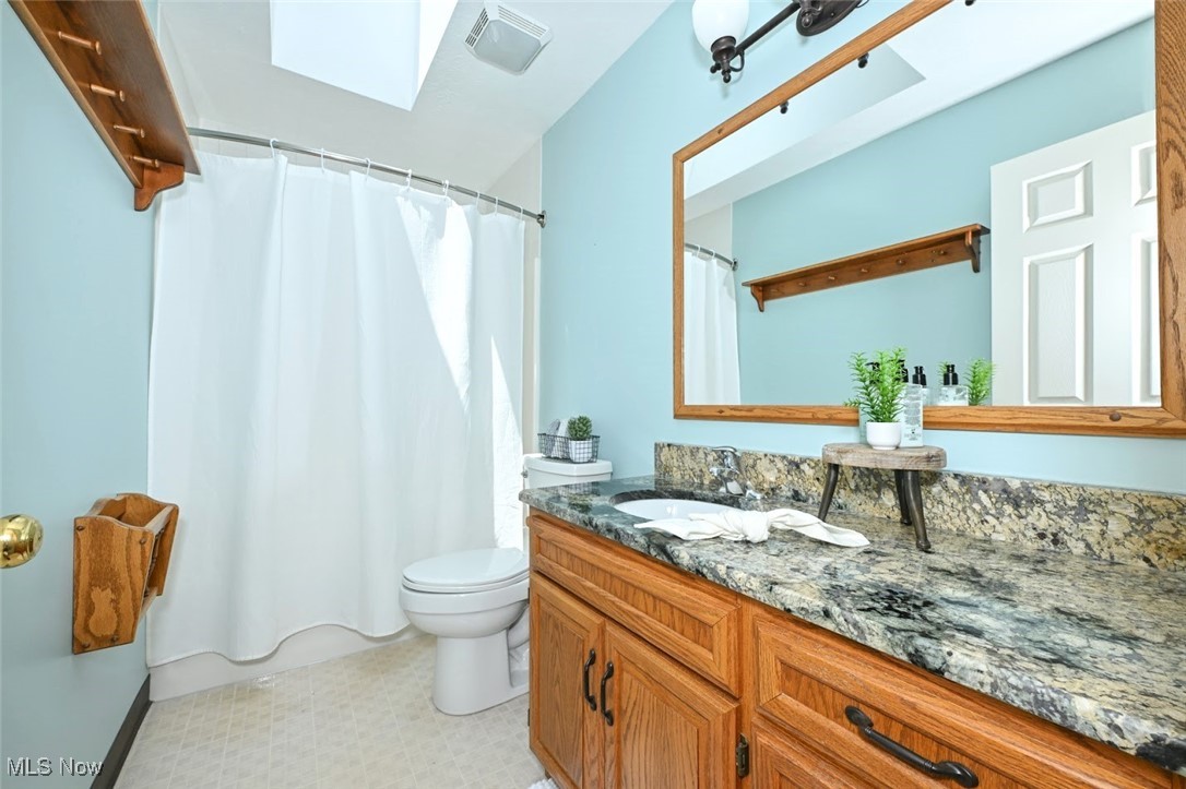 452 Herbert Road Akron, OH 44312 - Photo 29 of 48 *FULL BATHROOM 2ND FLOOR, TUB/SHOWER COMBO, SKYLIGHT, GRANITE COUNTERTOP ~