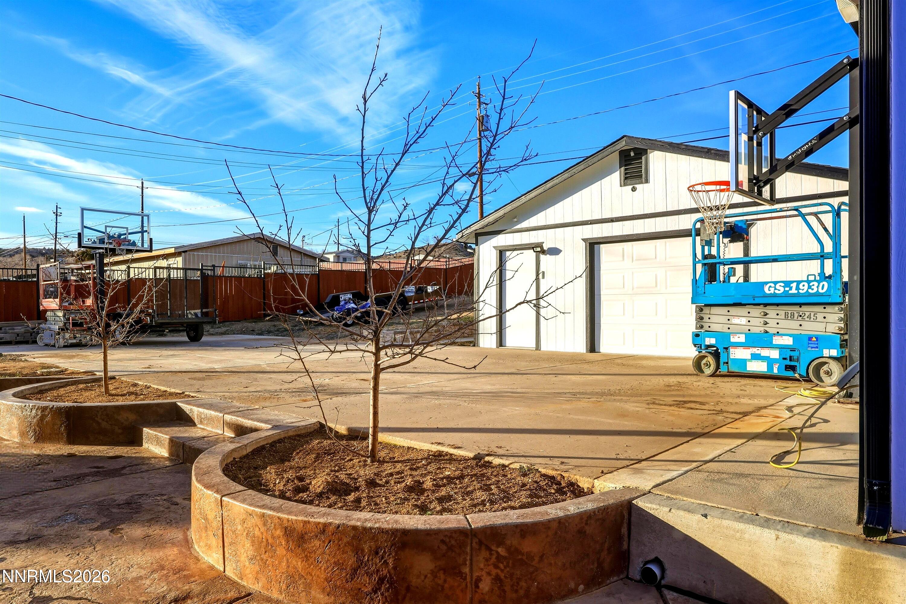 135 Staci Way Sun Valley, NV 89433 - Photo 7 of 41 4104c417-367c-4e58-af91-52cfbdfefd26