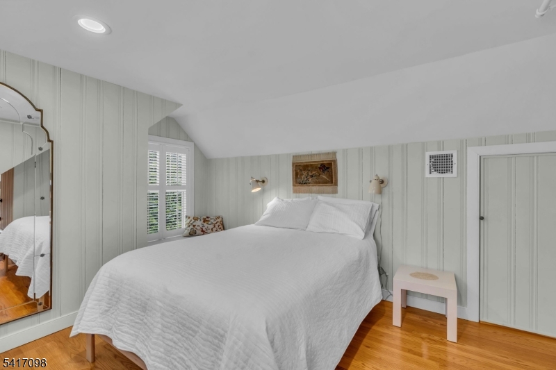 140 Lake End Road Newfoundland, NJ 07435 - Photo 25 of 48