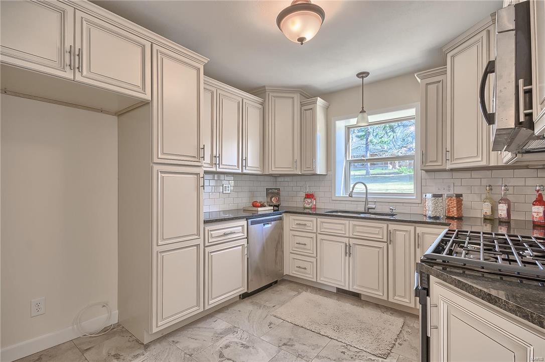 38 Willmore Road St. Louis, MO 63109 - Photo 12 of 30