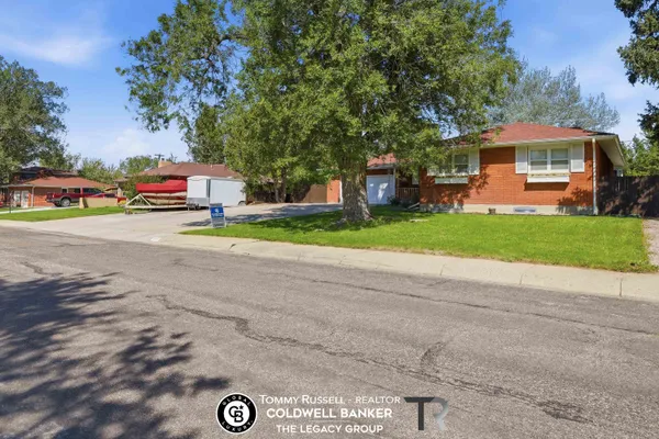 $505,000 | 3201 Hawthorne Avenue, Casper, WY 82604