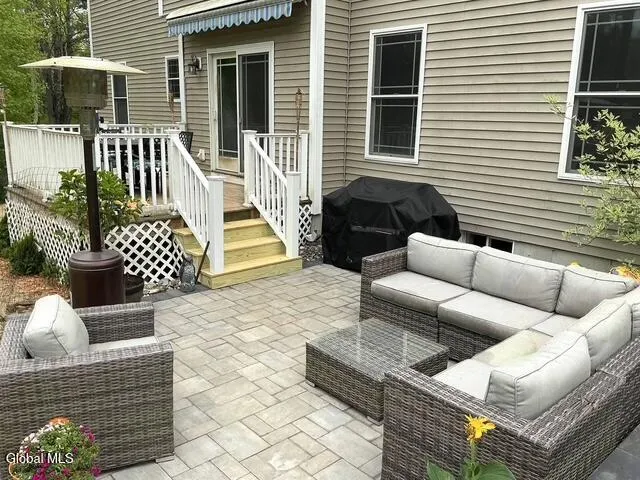 $699,900 | 2237 Highway 50, Saratoga Springs, NY 12866