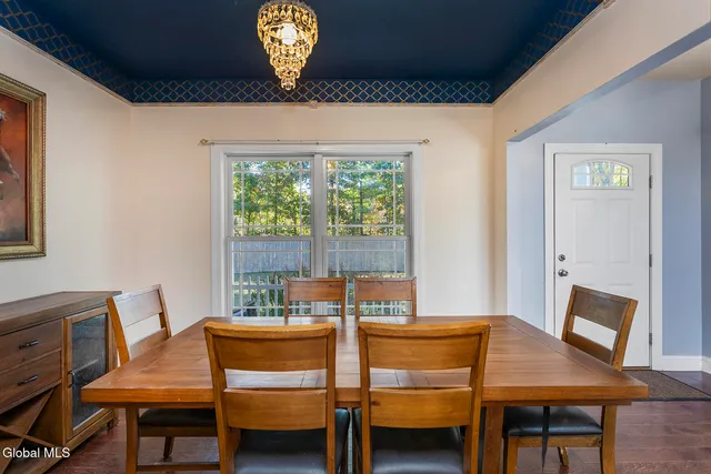 $699,900 | 2237 Highway 50, Saratoga Springs, NY 12866