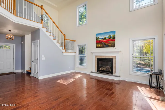 $699,900 | 2237 Highway 50, Saratoga Springs, NY 12866