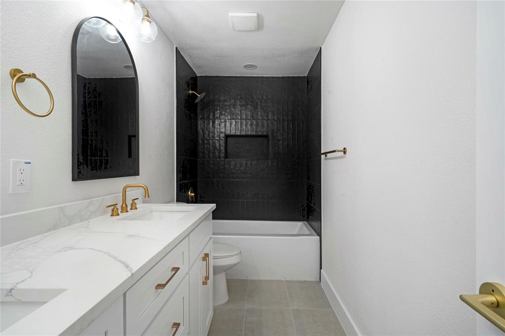 10416 Church Road Dallas, TX 75238 - Photo 20 of 36