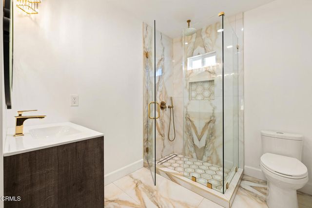 a view of an outdoor space