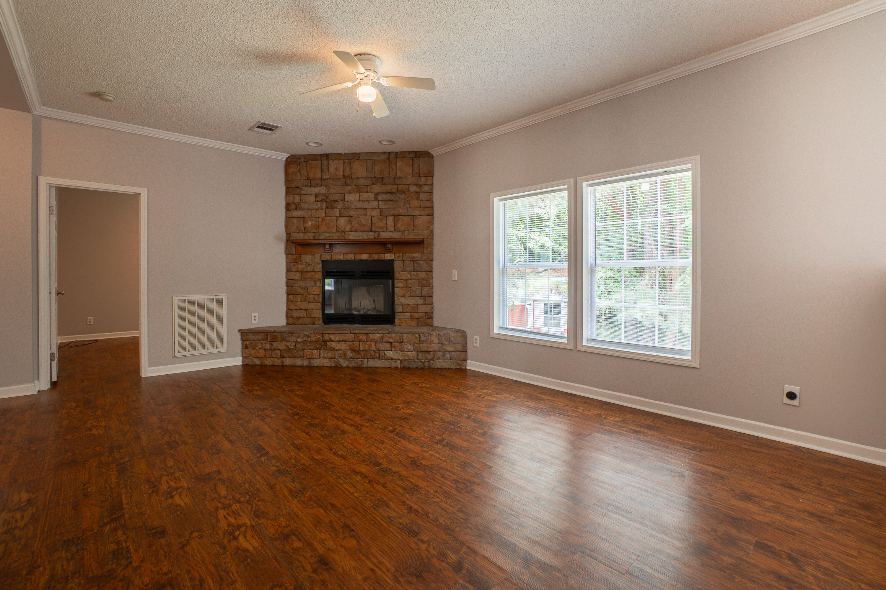 6195 Fish Road Dalzell, SC 29040 - Photo 11 of 32 DSC00098-HDR